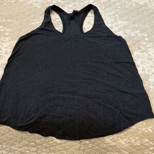 Lululemon Women's grey Tank size medium/8